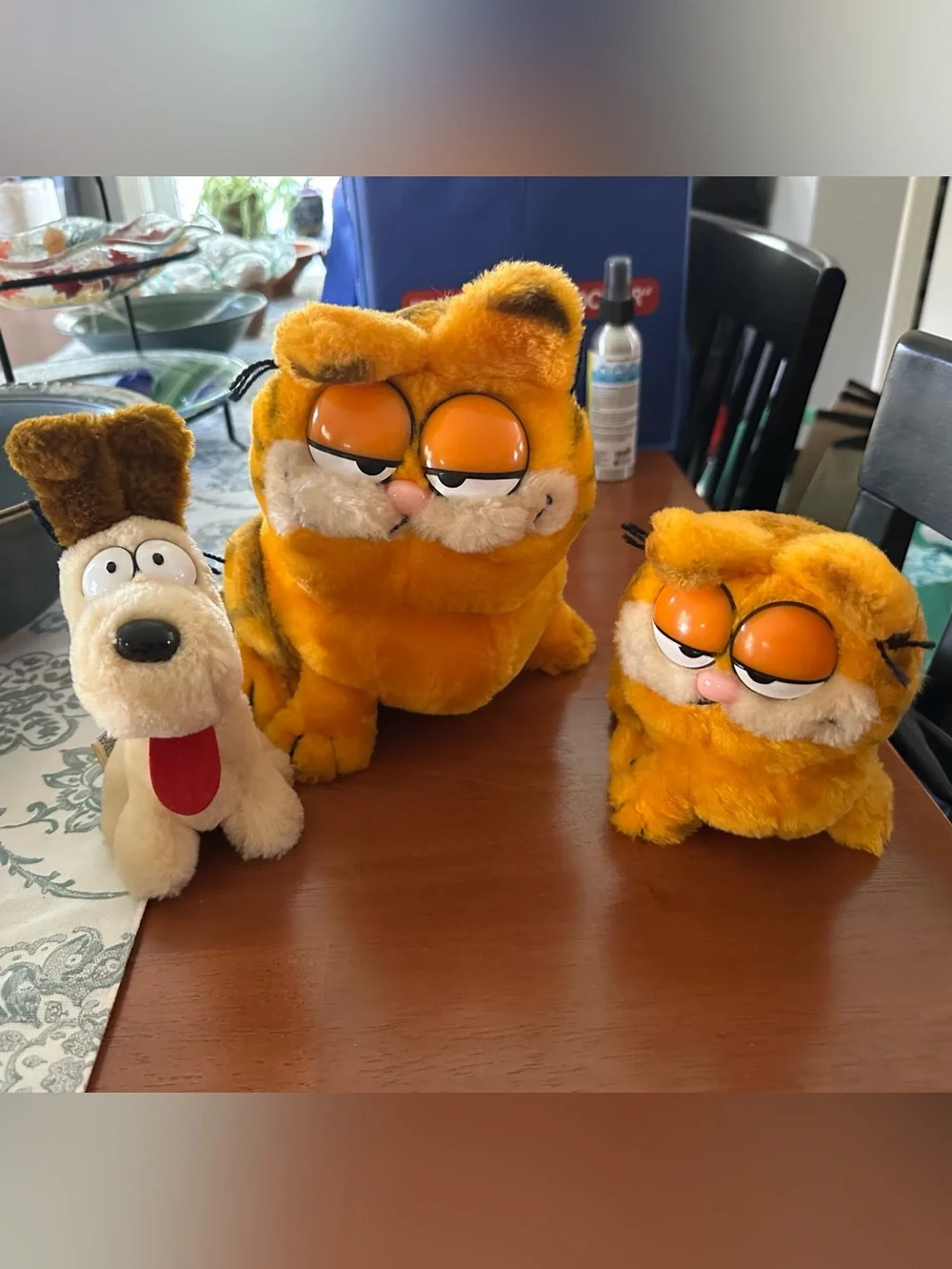Garfield pair with Odie plush stuffed animal toys.  Vintage, collectible cat dog